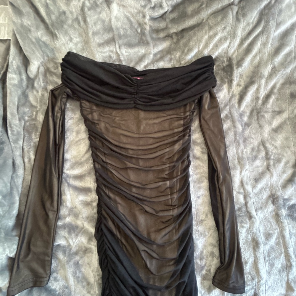 Edikted Black Ruched Long Sleeve Dress